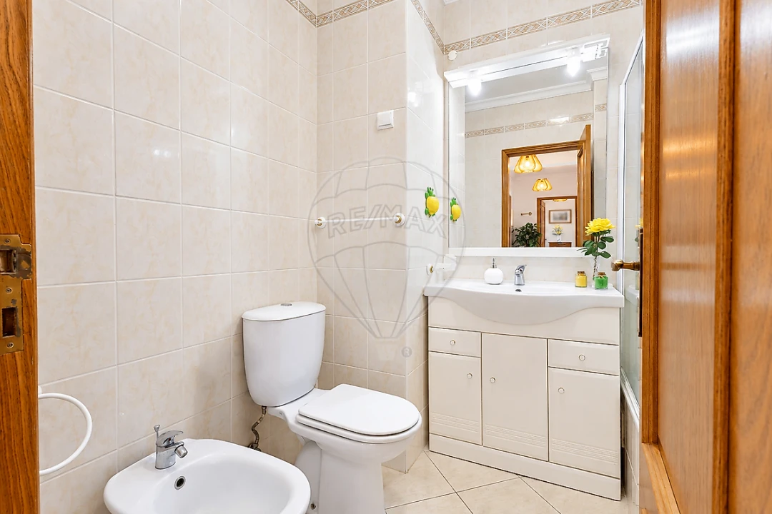 Apartamento T2 para Venda em Armação de Pera Foto 16