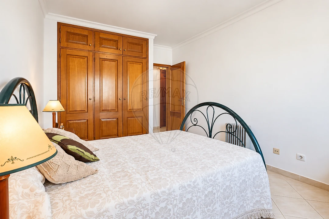 Apartamento T2 para Venda em Armação de Pera Foto 23