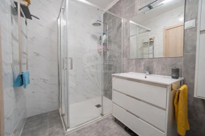 Apartamento T2 para Venda em Ota