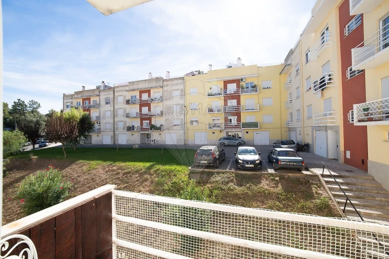 Apartamento T2 para Venda em Ota Foto 20