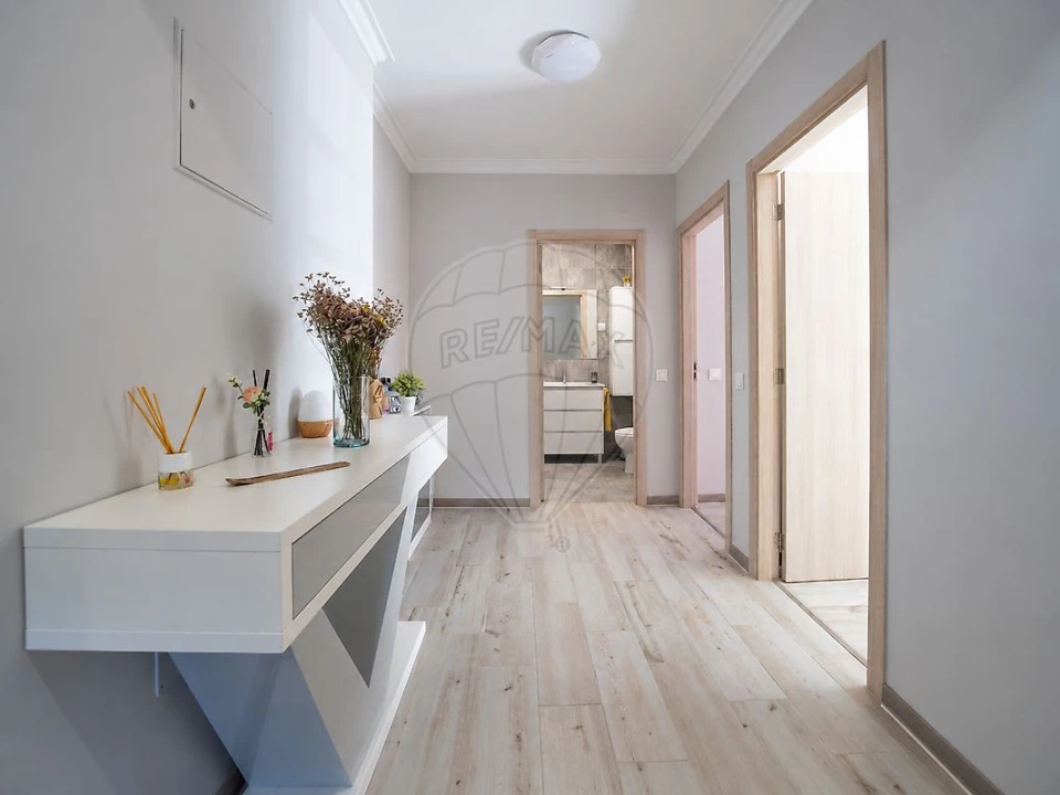 Apartamento T2 para Venda em Ota Foto 13