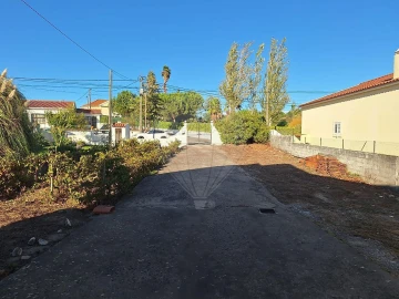Moradia T2 para Venda em Abrigada e Cabanas de Torres