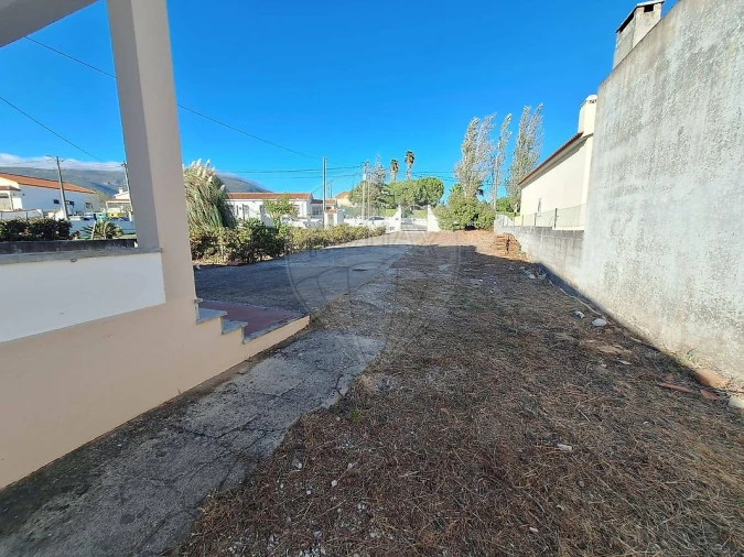 Moradia T2 para Venda em Abrigada e Cabanas de Torres Foto 9