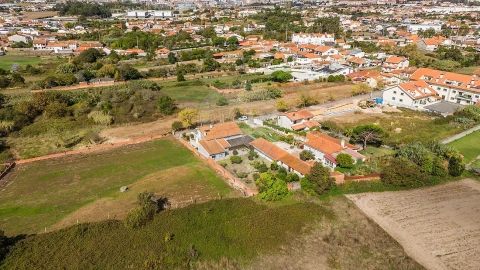 Moradia T4 para Venda em Santa Joana