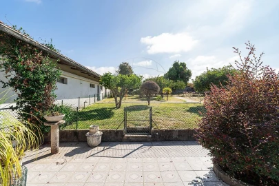 Moradia T4 para Venda em Santa Joana