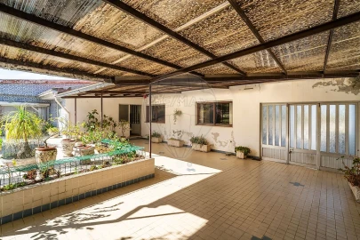 Moradia T4 para Venda em Santa Joana