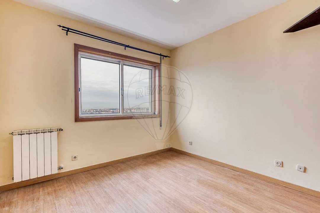 Apartamento T2 para Arrendamento em Santa Marinha e São Pedro da Afurada Foto 15