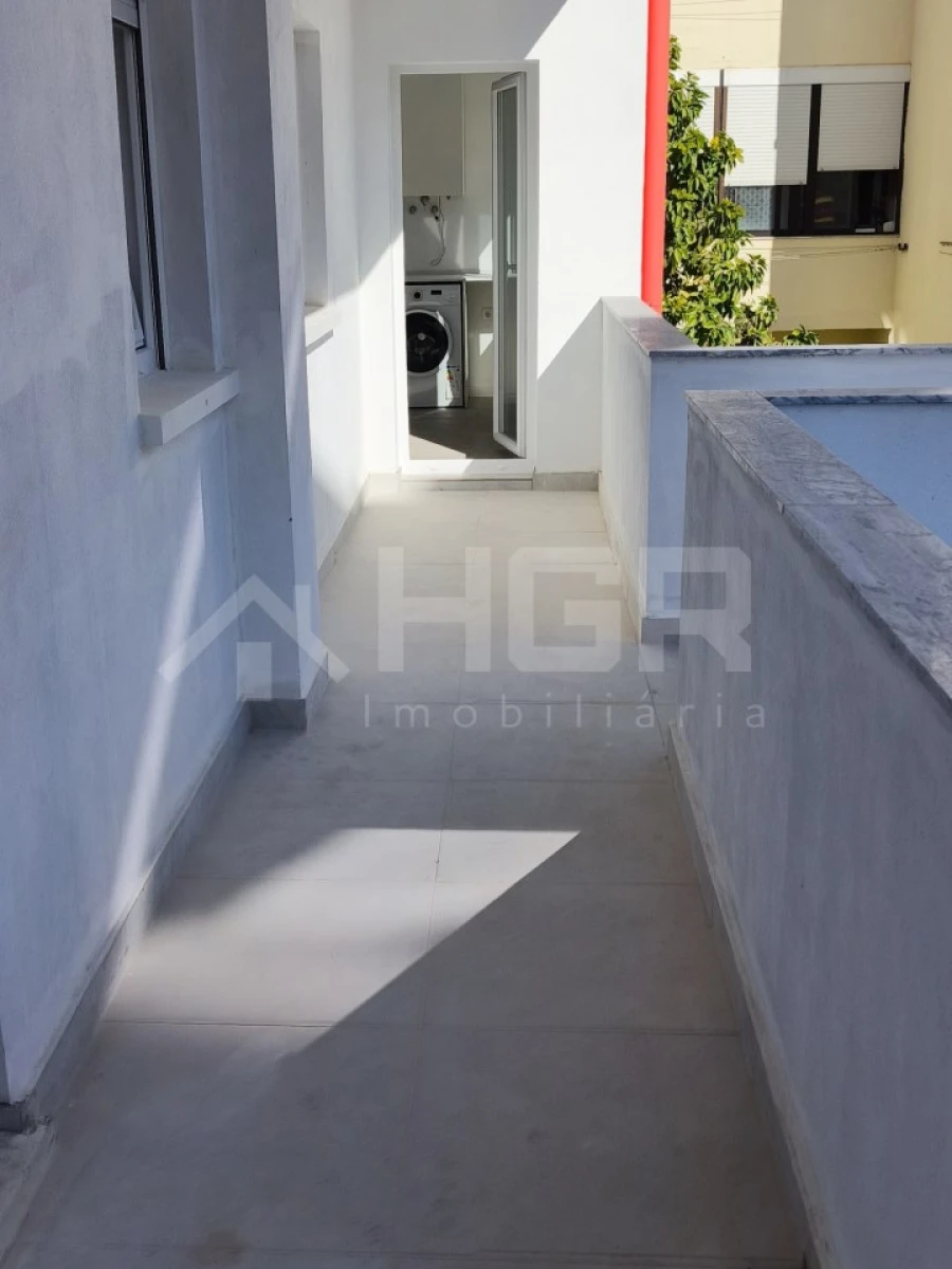Apartamento T3 para Venda em Alto do Seixalinho, Santo André e Verderena Foto 16