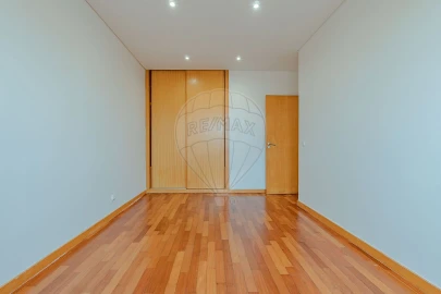 Apartamento T4 para Arrendamento em Matosinhos e Leça da Palmeira