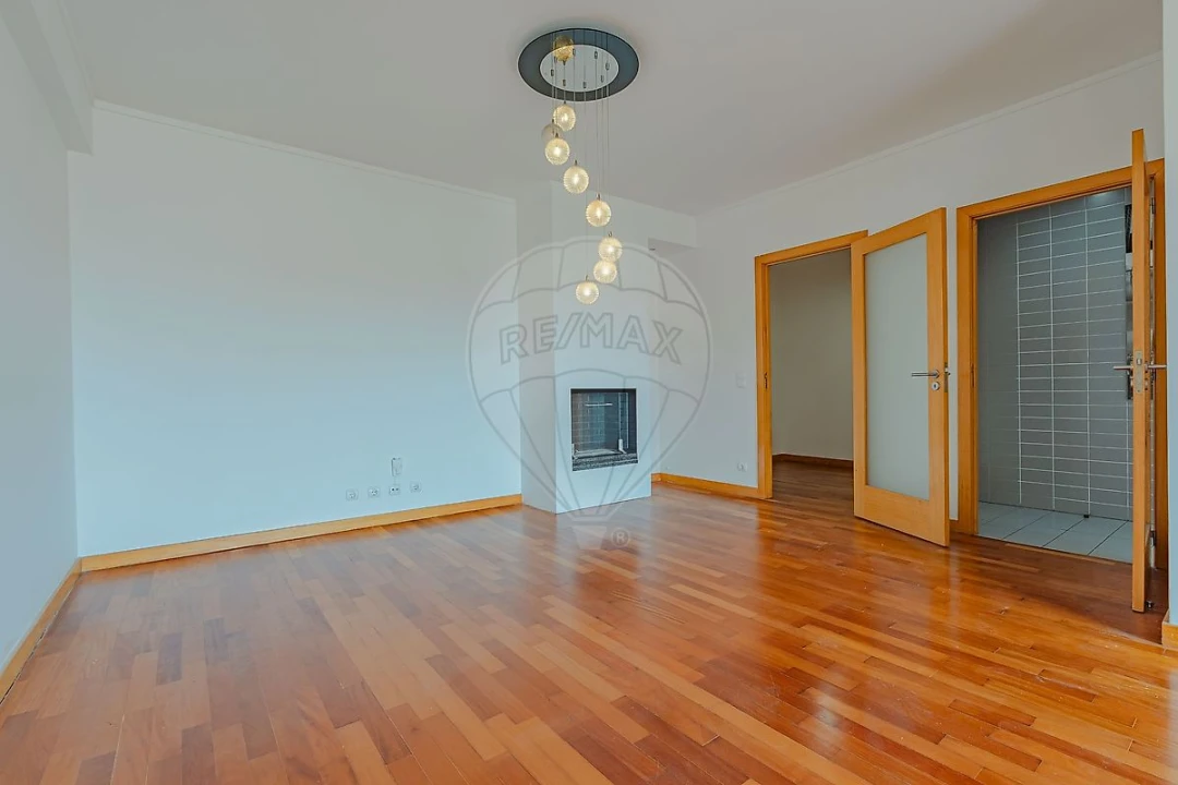 Apartamento T4 para Arrendamento em Matosinhos e Leça da Palmeira Foto 8