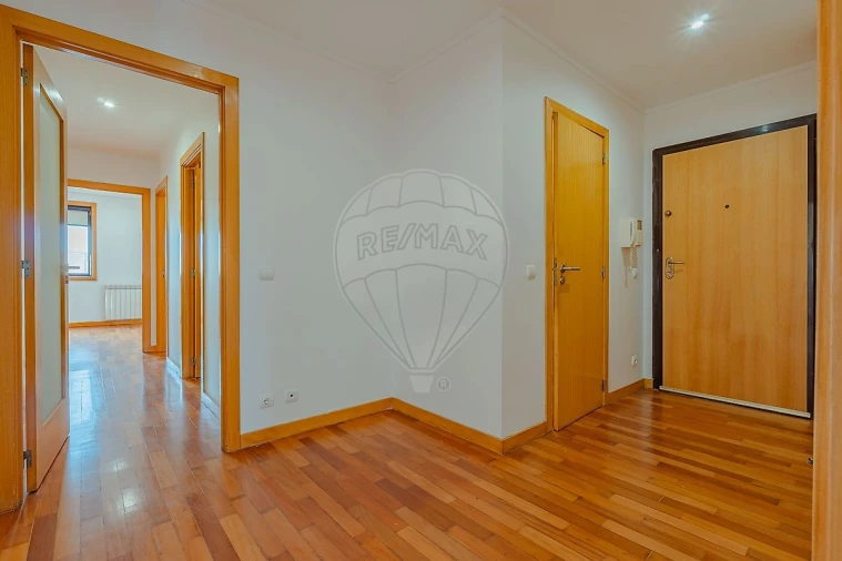 Apartamento T4 para Arrendamento em Matosinhos e Leça da Palmeira Foto 7