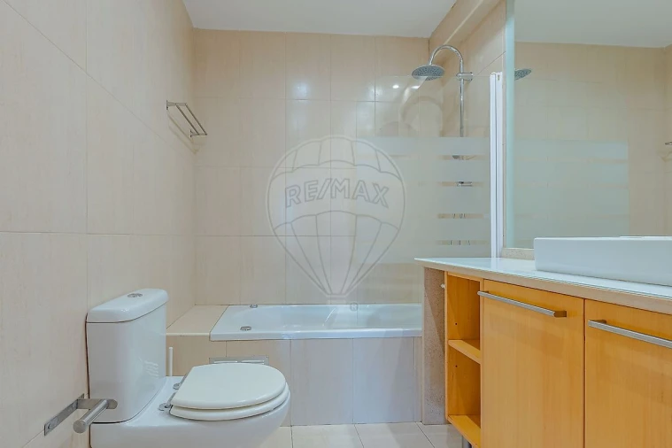 Apartamento T4 para Arrendamento em Matosinhos e Leça da Palmeira Foto 24