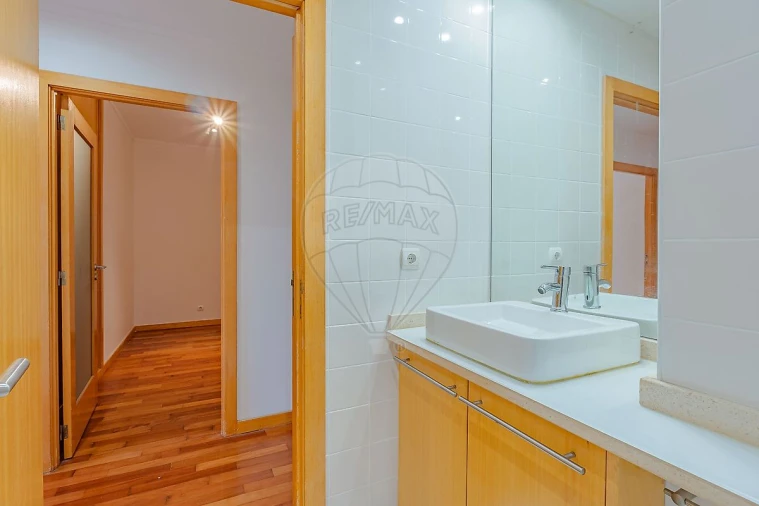 Apartamento T4 para Arrendamento em Matosinhos e Leça da Palmeira Foto 19