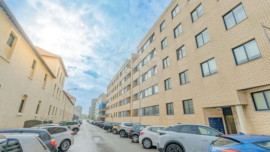 Apartamento T4 para Arrendamento em Matosinhos e Leça da Palmeira