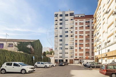 Apartamento T2 para Arrendamento em Barreiro e Lavradio