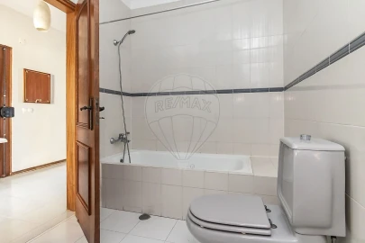 Apartamento T2 para Arrendamento em Barreiro e Lavradio