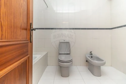 Apartamento T2 para Arrendamento em Barreiro e Lavradio