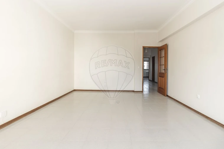 Apartamento T2 para Arrendamento em Barreiro e Lavradio Foto 8