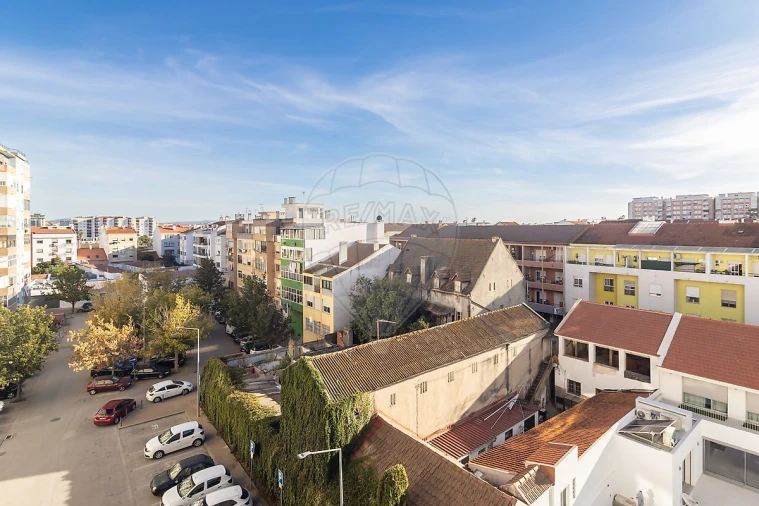 Apartamento T2 para Arrendamento em Barreiro e Lavradio Foto 6