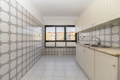 Apartamento T3 para Venda em Alto do Seixalinho, Santo André e Verderena