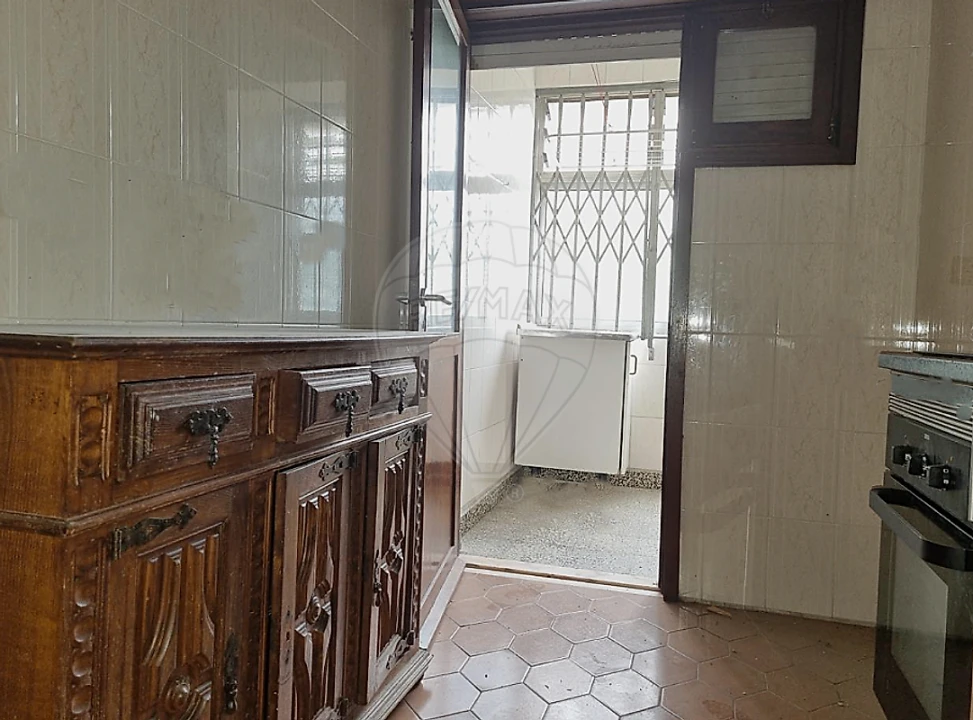 Apartamento T3 para Venda em Rio Tinto Foto 9