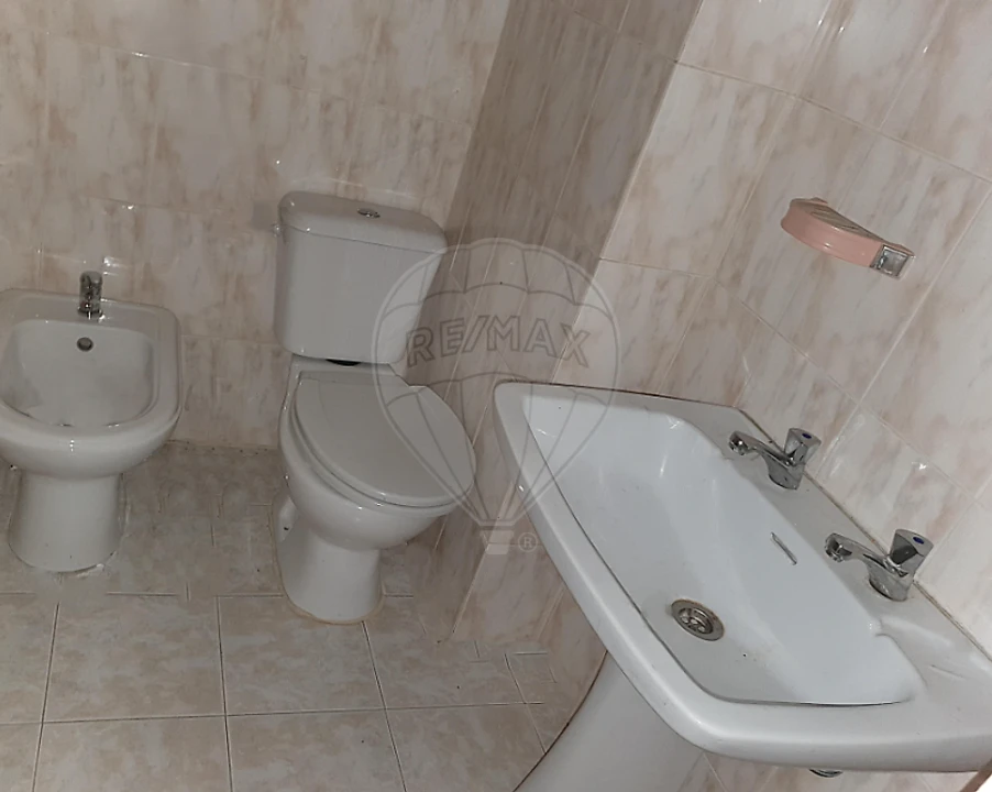 Apartamento T3 para Venda em Rio Tinto Foto 12