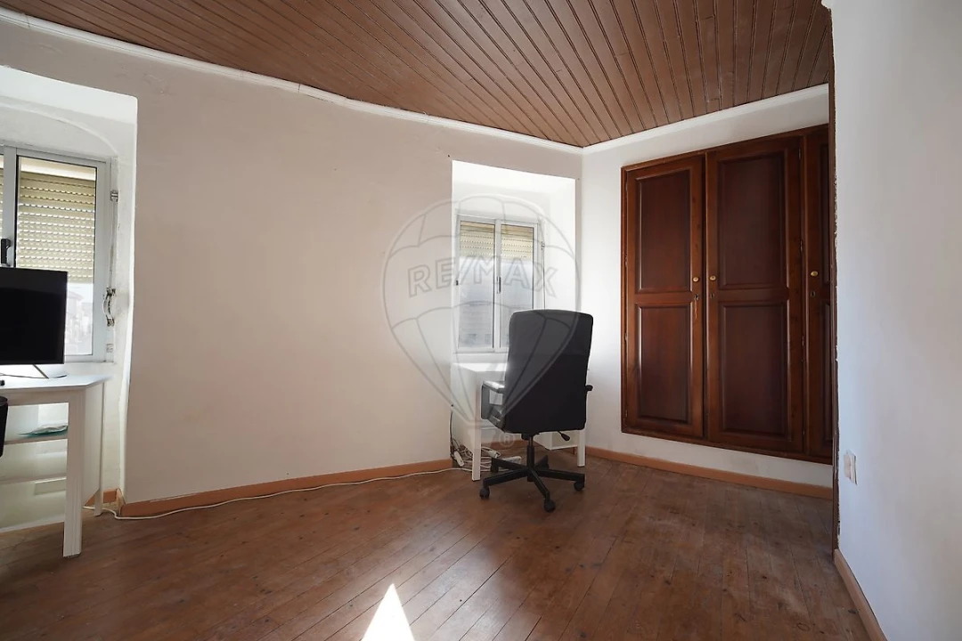Moradia T1 para Venda em Abrunheira, Verride e Vila Nova da Barca Foto 13
