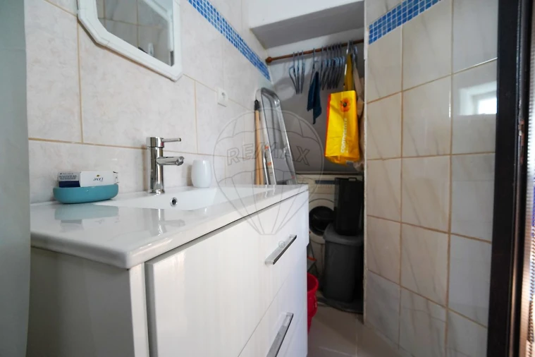 Moradia T1 para Venda em Abrunheira, Verride e Vila Nova da Barca Foto 10