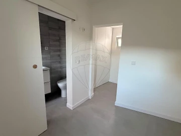 Moradia T2 para Venda em Setubal (São Sebastião)