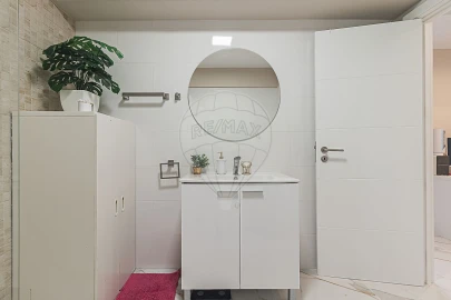 Apartamento T2 para Venda em Rio de Mouro