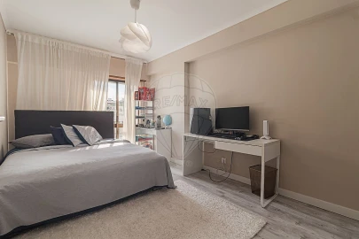Apartamento T2 para Venda em Rio de Mouro
