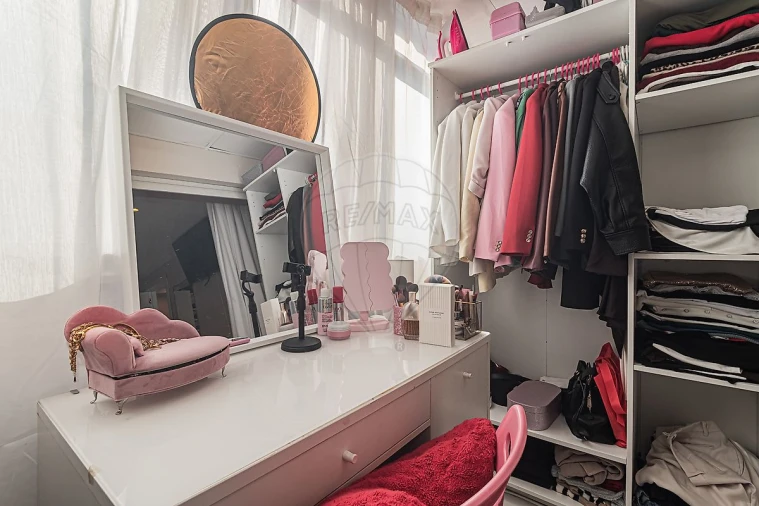 Apartamento T2 para Venda em Rio de Mouro Foto 33