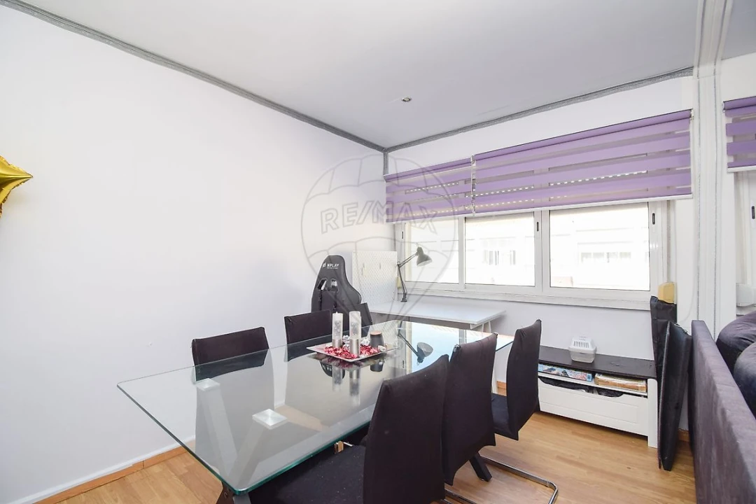 Apartamento T2 para Venda em Venteira Foto 1