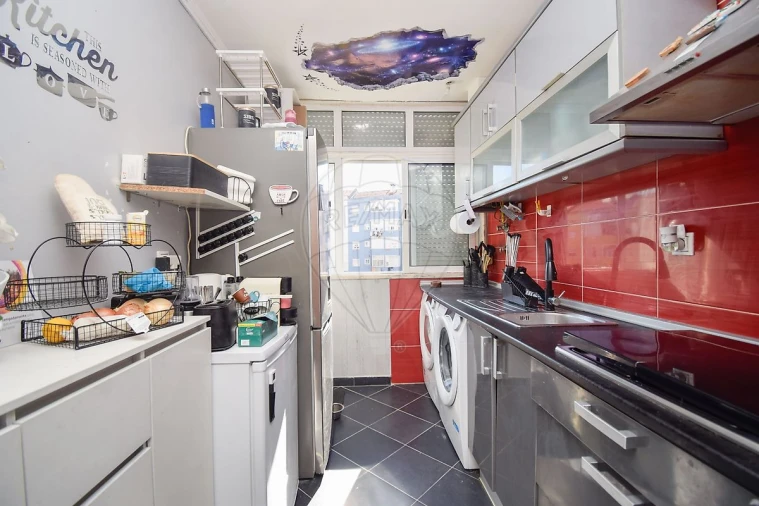 Apartamento T2 para Venda em Venteira Foto 20
