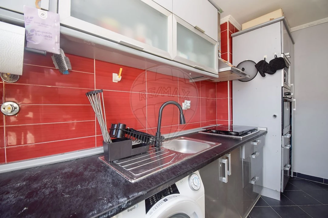 Apartamento T2 para Venda em Venteira Foto 12