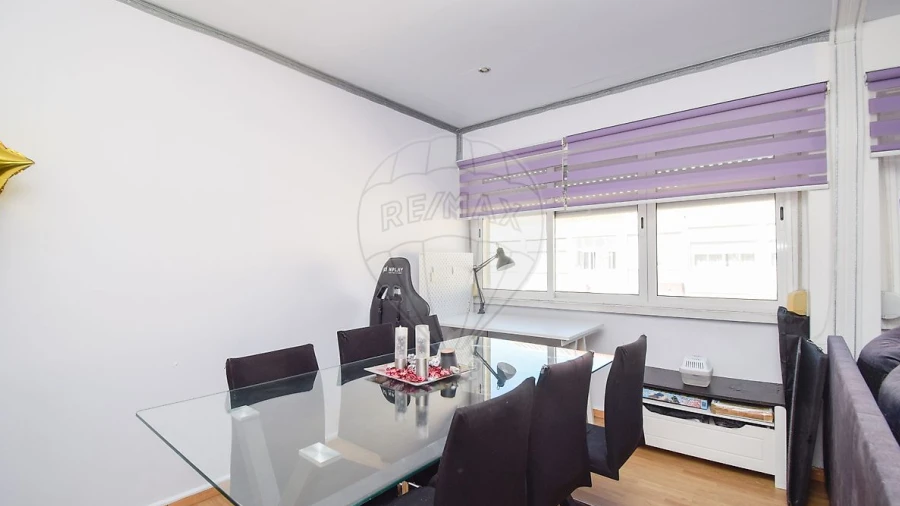 Apartamento T2 para Venda em Venteira