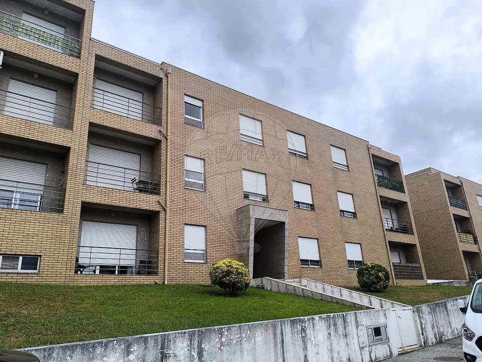 Apartamento T2 para Venda em Gondomar (São Cosme), Valbom e Jovim Foto 1