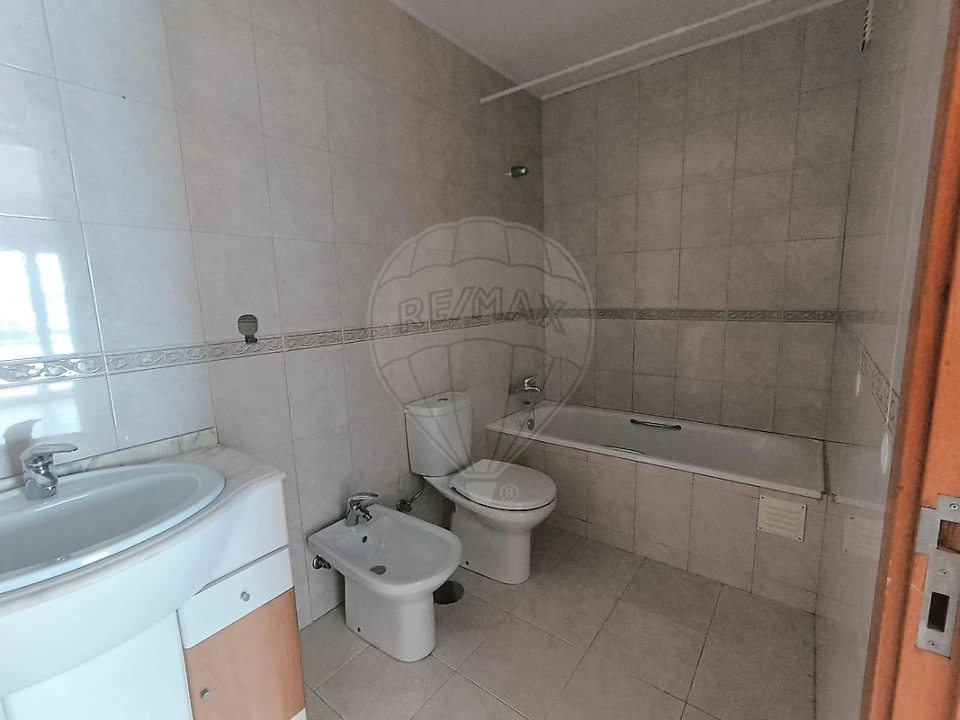 Apartamento T2 para Venda em Gondomar (São Cosme), Valbom e Jovim Foto 12