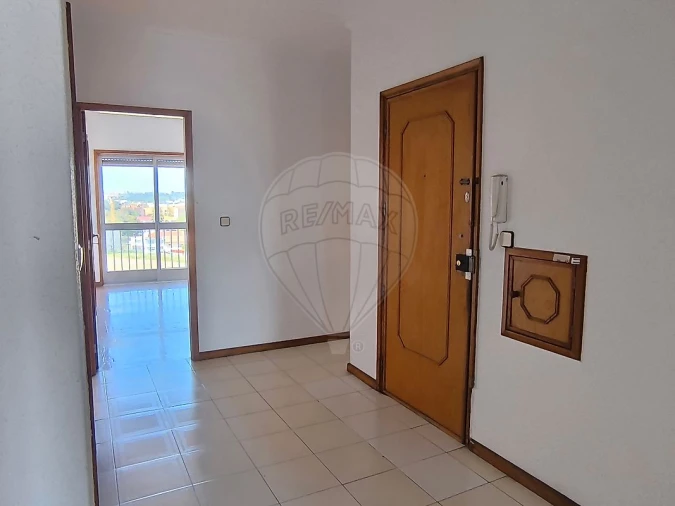 Apartamento T3 para Venda em Rio Tinto Foto 2