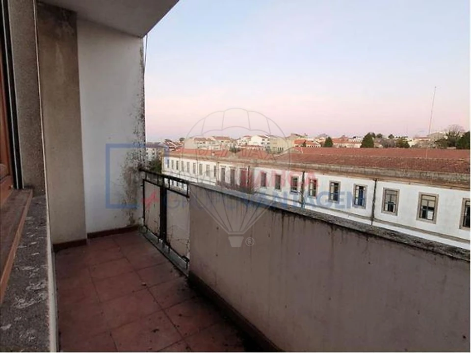 Apartamento T2 para Venda em Cedofeita, Santo Ildefonso, Sé, Miragaia, São Nicolau e Vitória Foto 22