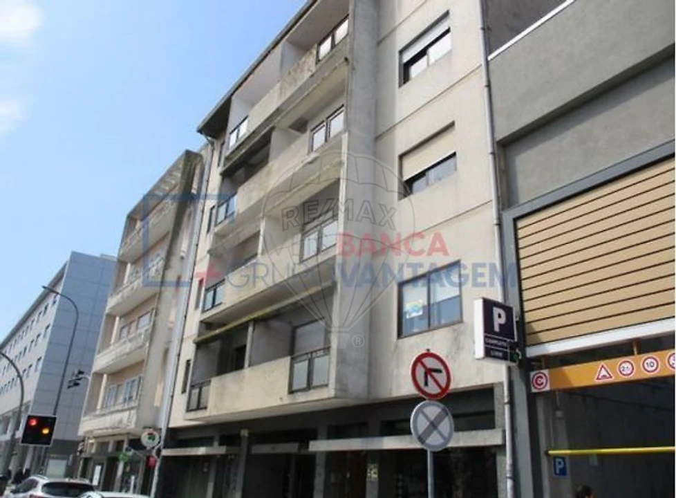 Apartamento T2 para Venda em Cedofeita, Santo Ildefonso, Sé, Miragaia, São Nicolau e Vitória Foto 14
