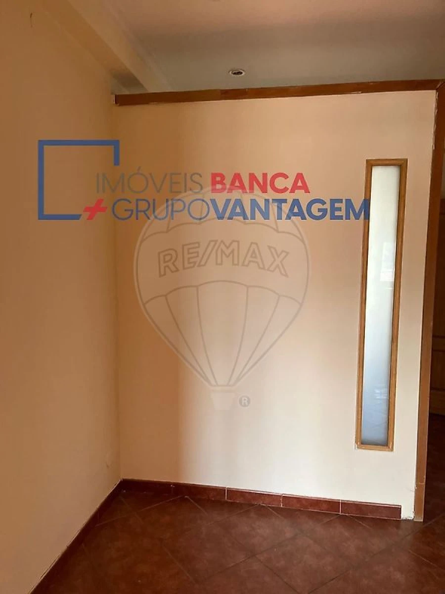 Apartamento T2 para Venda em Cedofeita, Santo Ildefonso, Sé, Miragaia, São Nicolau e Vitória Foto 4