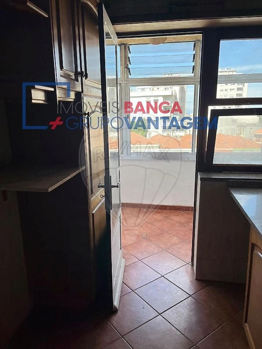 Apartamento T2 para Venda em Cedofeita, Santo Ildefonso, Sé, Miragaia, São Nicolau e Vitória Foto 11