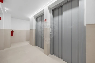 Apartamento T2 para Venda em Ramalde
