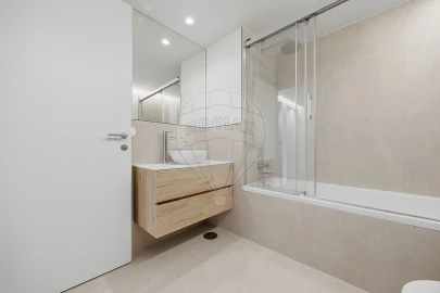Apartamento T2 para Venda em Ramalde