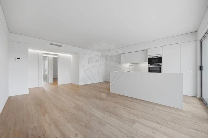Apartamento T2 para Venda em Ramalde