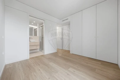 Apartamento T2 para Venda em Ramalde