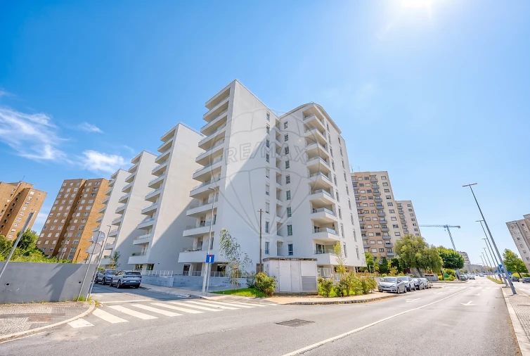 Apartamento T2 para Venda em Ramalde Foto 13