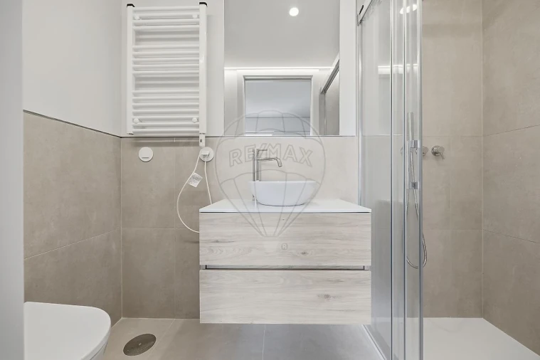 Apartamento T2 para Venda em Ramalde Foto 19