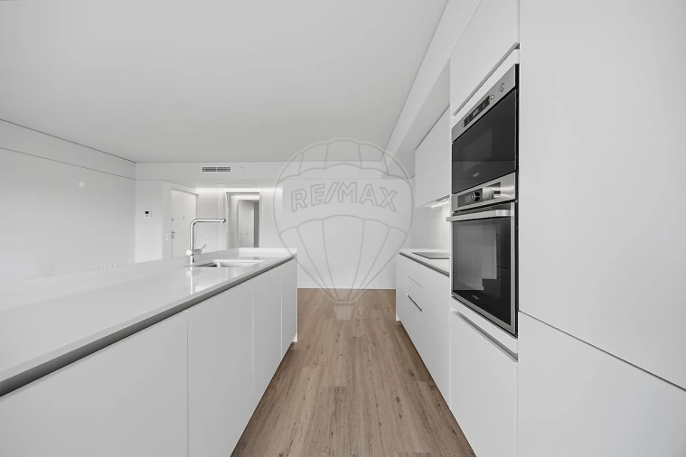 Apartamento T2 para Venda em Ramalde Foto 12